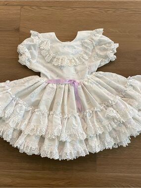 VTG)Betty Oden White Lace Ruffle Floral Dress Girl’s Size 3